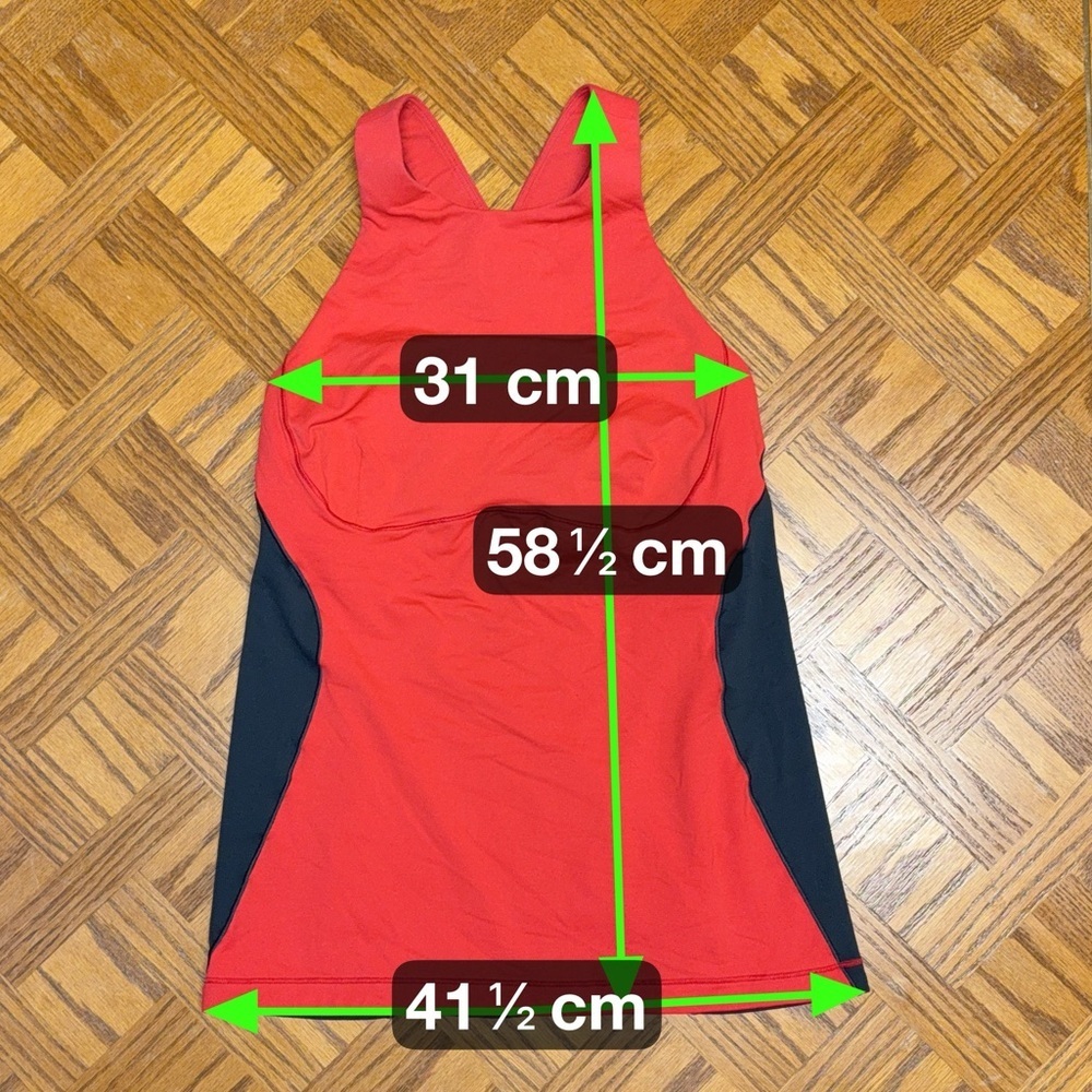 Lululemon Spin It To Win It Tank – Love Red / Deep Coal – Size 6 Built in Bra - Picture 9 of 11